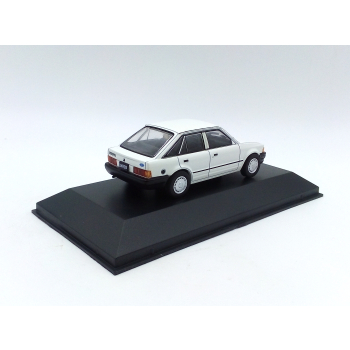 Ford Escort GL 1988 5-door white - skala 1:43 - Salvat/Hachette